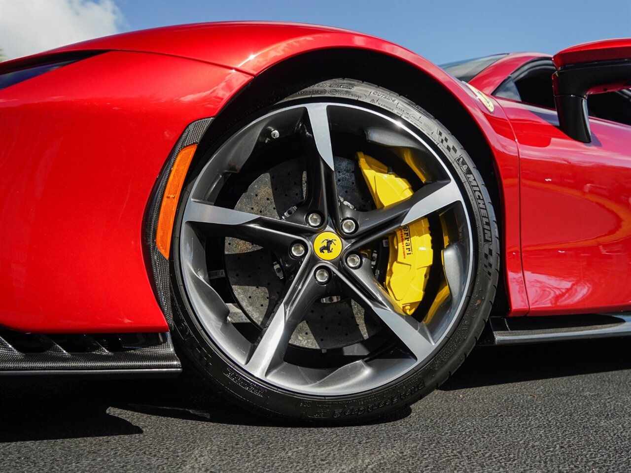 2023 Ferrari SF90 Stradale   - Photo 12 - Bonita Springs, FL 34134