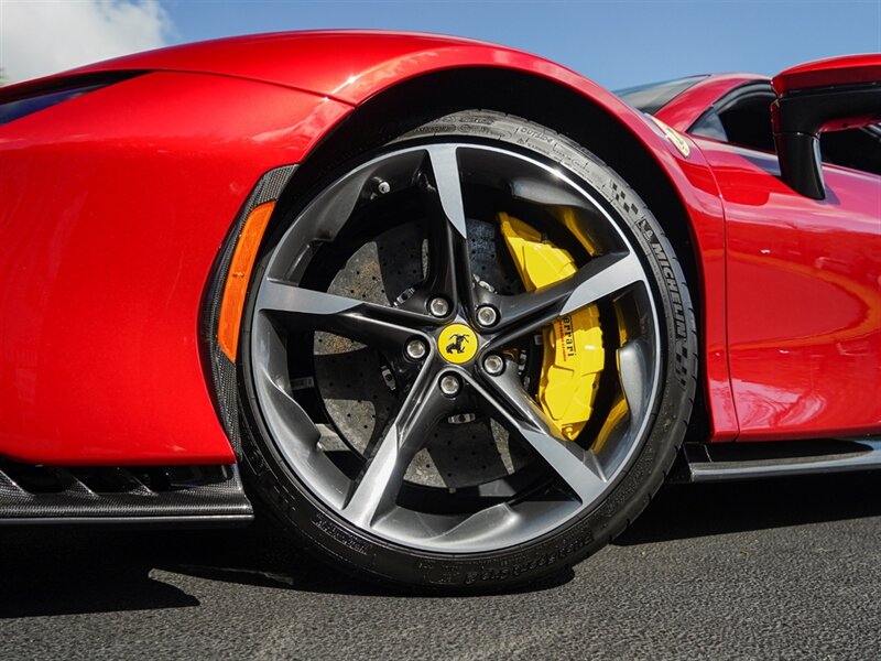 2023 Ferrari SF90 Stradale   - Photo 13 - Bonita Springs, FL 34134