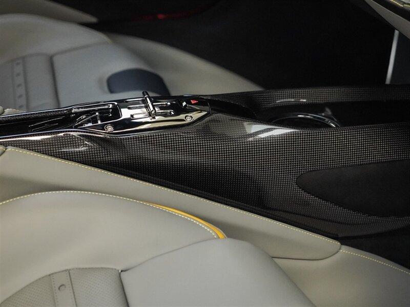 2023 Ferrari SF90 Stradale   - Photo 34 - Bonita Springs, FL 34134