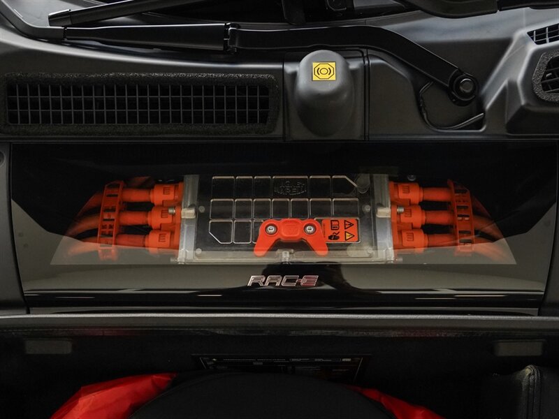 2023 Ferrari SF90 Stradale   - Photo 41 - Bonita Springs, FL 34134