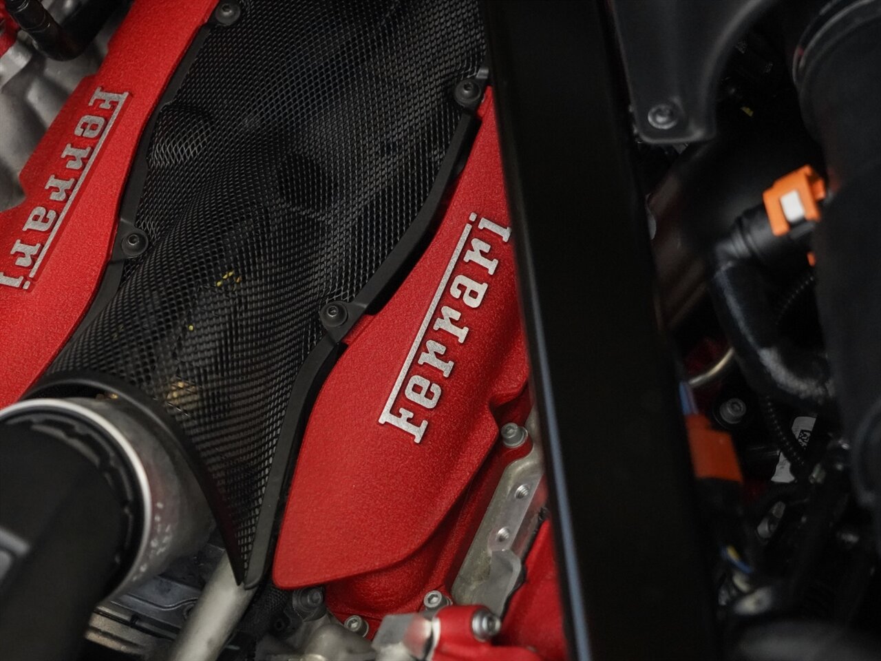 2023 Ferrari SF90 Stradale   - Photo 37 - Bonita Springs, FL 34134