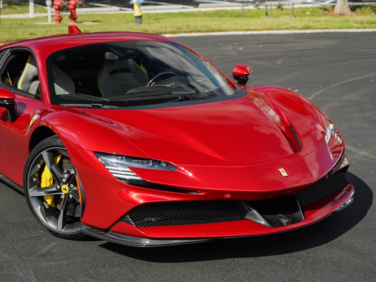 2023 Ferrari SF90 Stradale   - Photo 62 - Bonita Springs, FL 34134