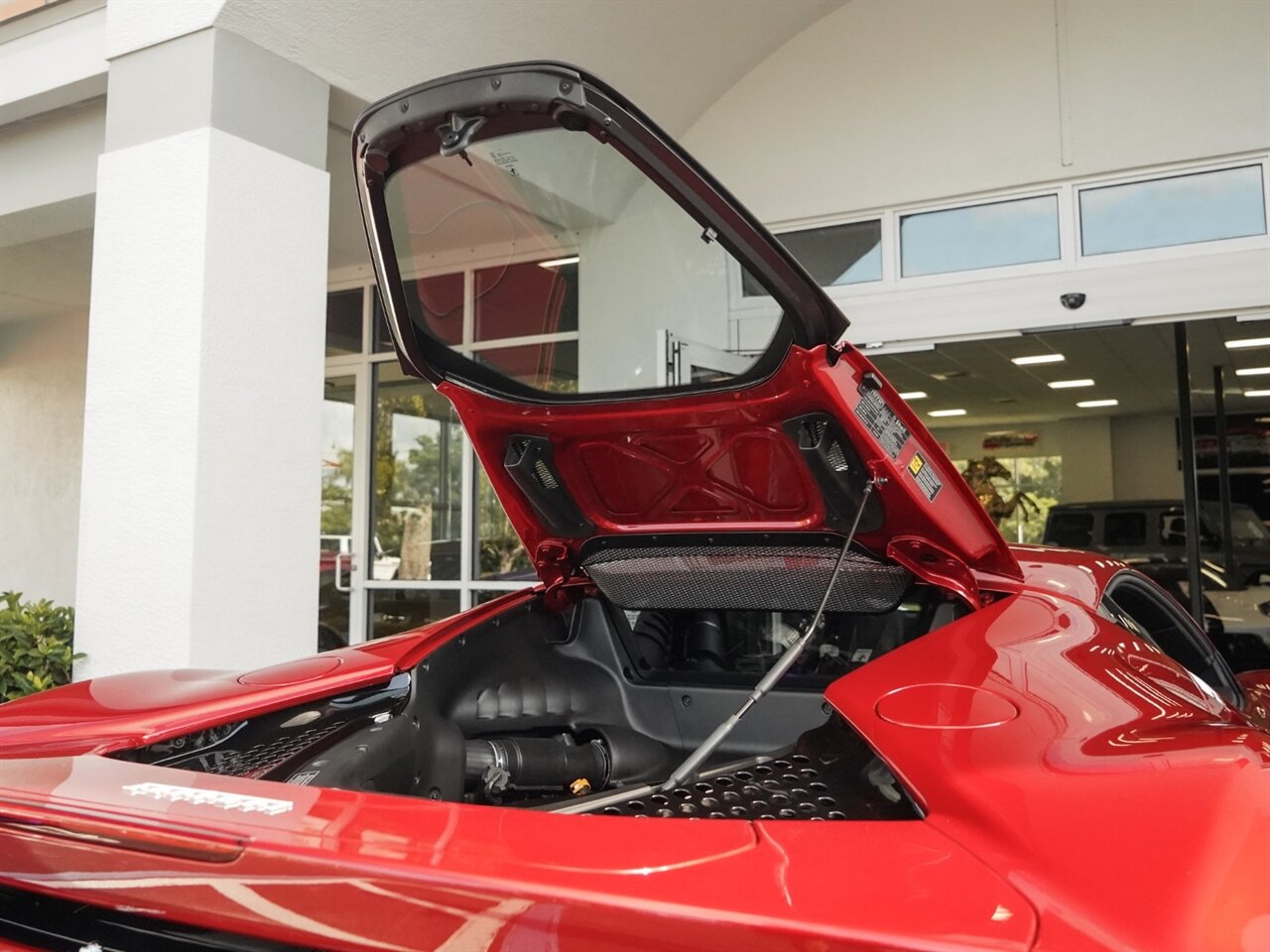 2023 Ferrari SF90 Stradale   - Photo 38 - Bonita Springs, FL 34134