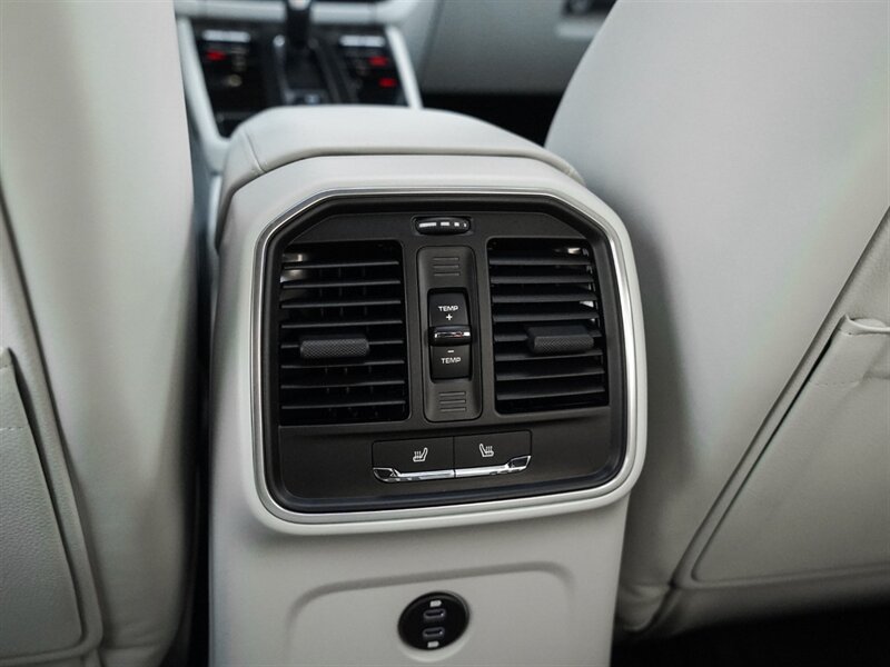 2023 Porsche Macan GTS - Photo 30 - Bonita Springs, FL 34134