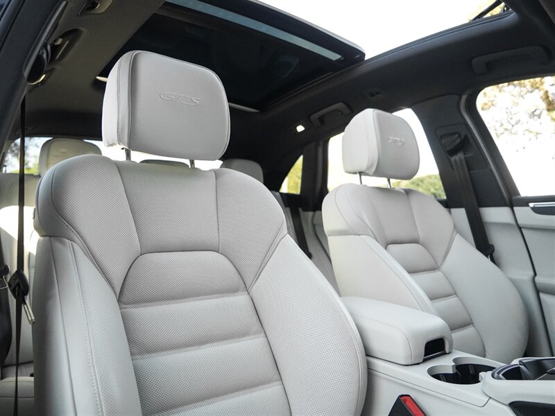 2023 Porsche Macan GTS - Photo 37 - Bonita Springs, FL 34134