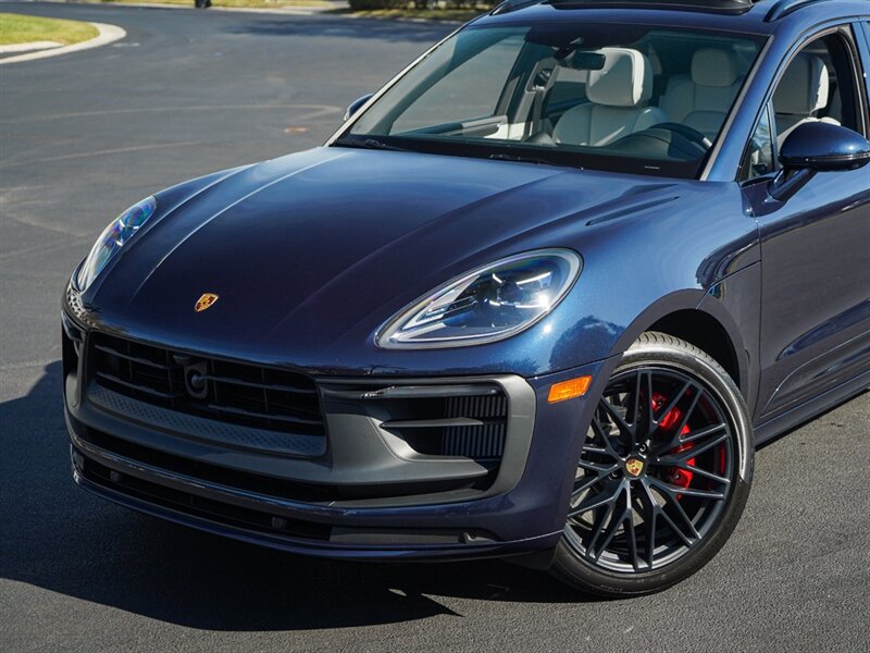 2023 Porsche Macan GTS - Photo 8 - Bonita Springs, FL 34134