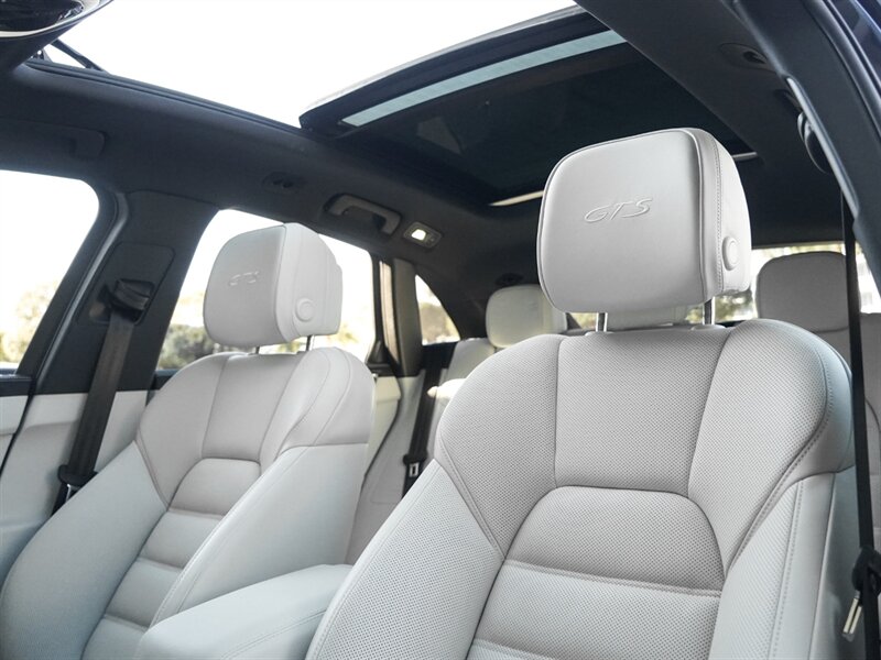 2023 Porsche Macan GTS - Photo 22 - Bonita Springs, FL 34134