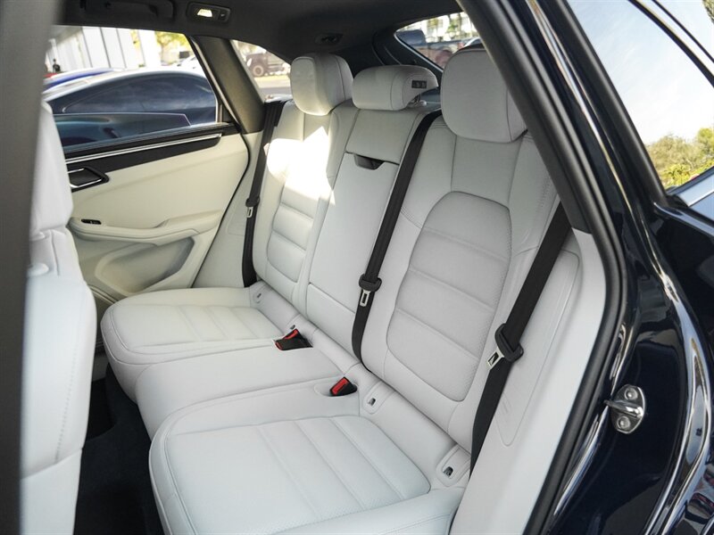 2023 Porsche Macan GTS - Photo 29 - Bonita Springs, FL 34134