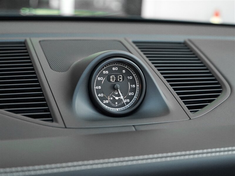 2023 Porsche Macan GTS - Photo 15 - Bonita Springs, FL 34134