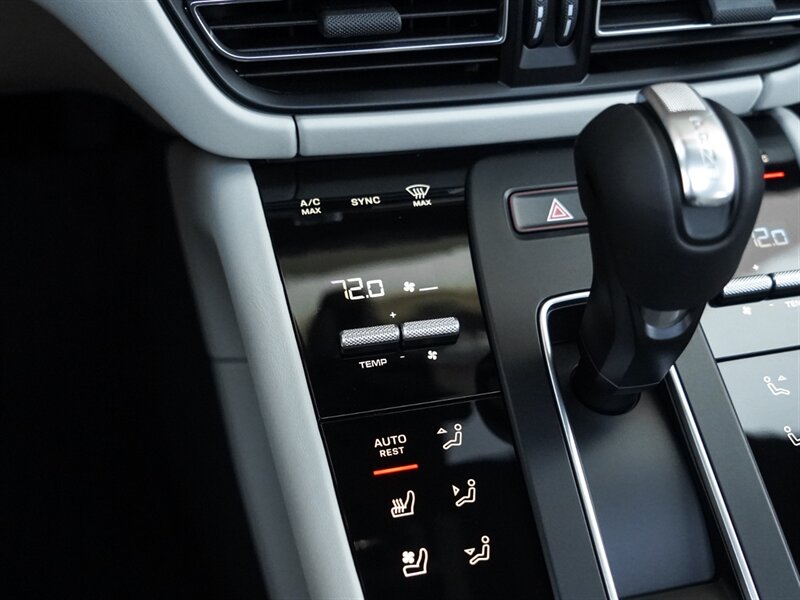 2023 Porsche Macan GTS - Photo 17 - Bonita Springs, FL 34134