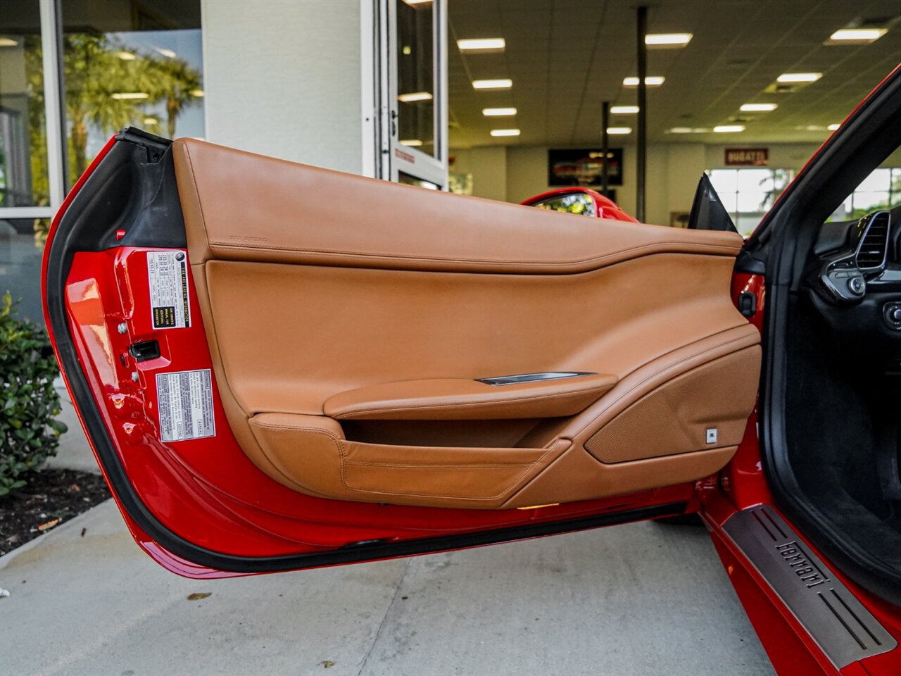 2013 Ferrari 458 Spider   - Photo 21 - Bonita Springs, FL 34134