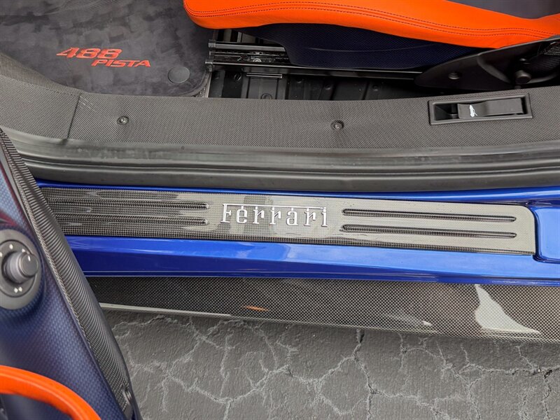 2020 Ferrari 488 Pista - Photo 26 - Bonita Springs, FL 34134