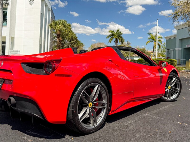 2018 Ferrari 488 Spider   - Photo 64 - Bonita Springs, FL 34134