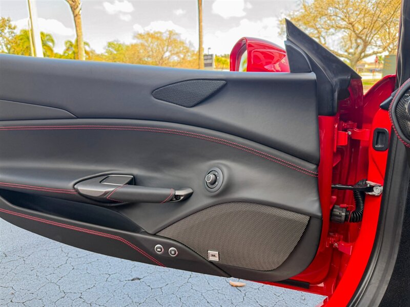 2018 Ferrari 488 Spider   - Photo 25 - Bonita Springs, FL 34134