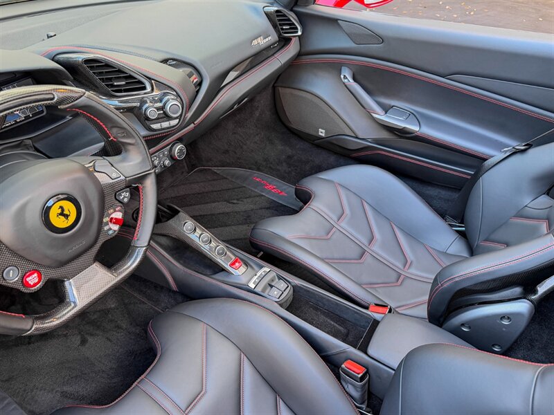 2018 Ferrari 488 Spider   - Photo 15 - Bonita Springs, FL 34134
