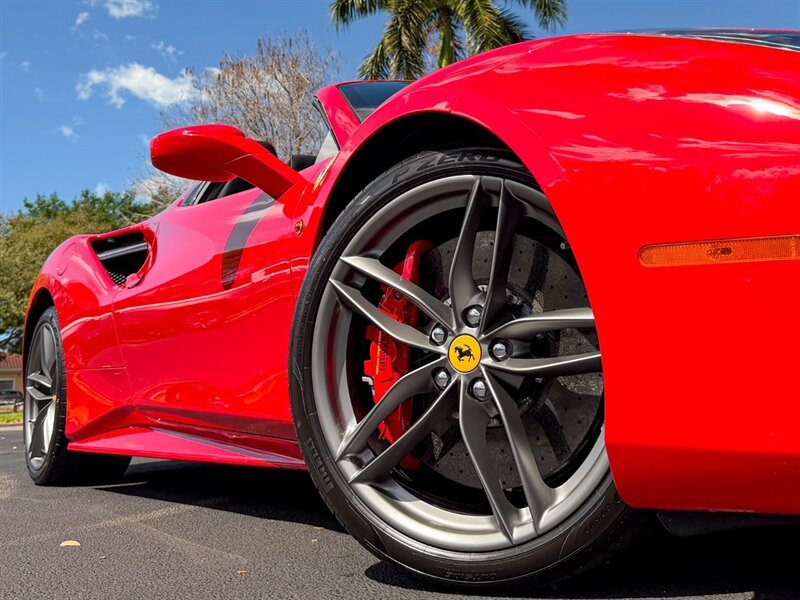 2018 Ferrari 488 Spider   - Photo 81 - Bonita Springs, FL 34134