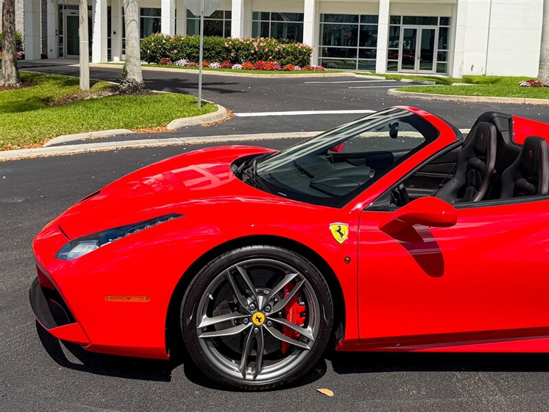 2018 Ferrari 488 Spider   - Photo 45 - Bonita Springs, FL 34134