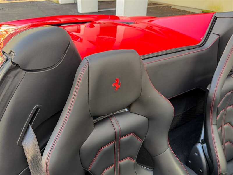 2018 Ferrari 488 Spider   - Photo 33 - Bonita Springs, FL 34134