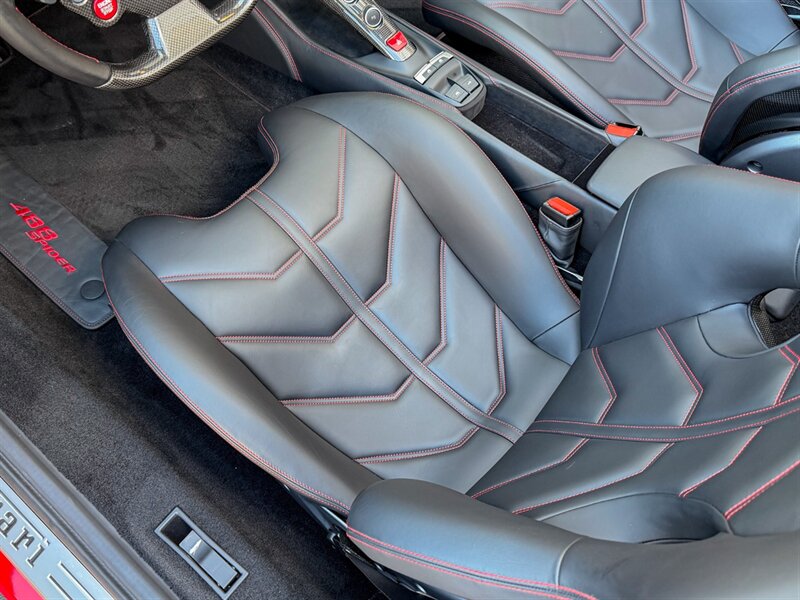 2018 Ferrari 488 Spider   - Photo 22 - Bonita Springs, FL 34134