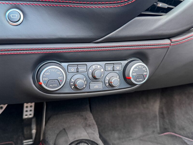 2018 Ferrari 488 Spider   - Photo 17 - Bonita Springs, FL 34134