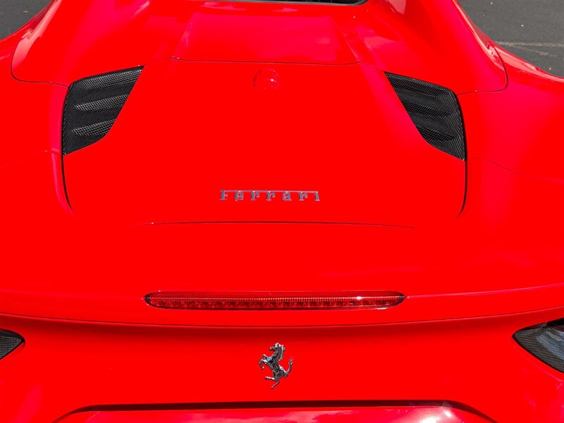 2018 Ferrari 488 Spider   - Photo 59 - Bonita Springs, FL 34134