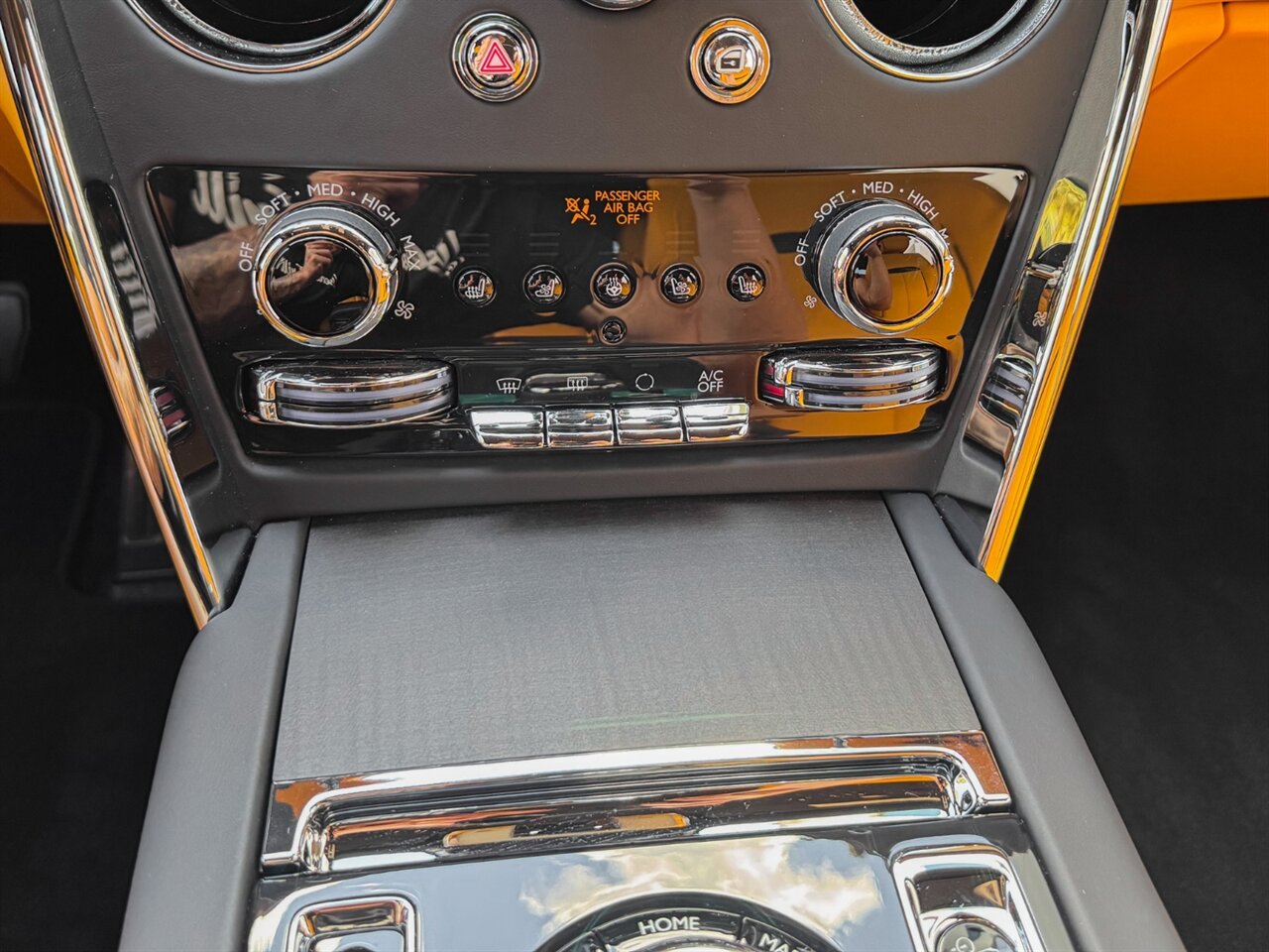 2025 Rolls-Royce Cullinan   - Photo 18 - Bonita Springs, FL 34134