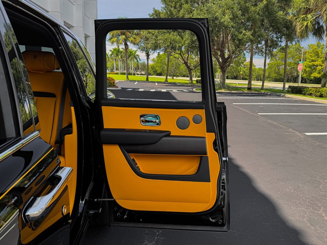 2025 Rolls-Royce Cullinan   - Photo 31 - Bonita Springs, FL 34134