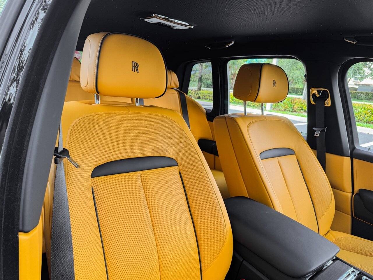 2025 Rolls-Royce Cullinan   - Photo 37 - Bonita Springs, FL 34134