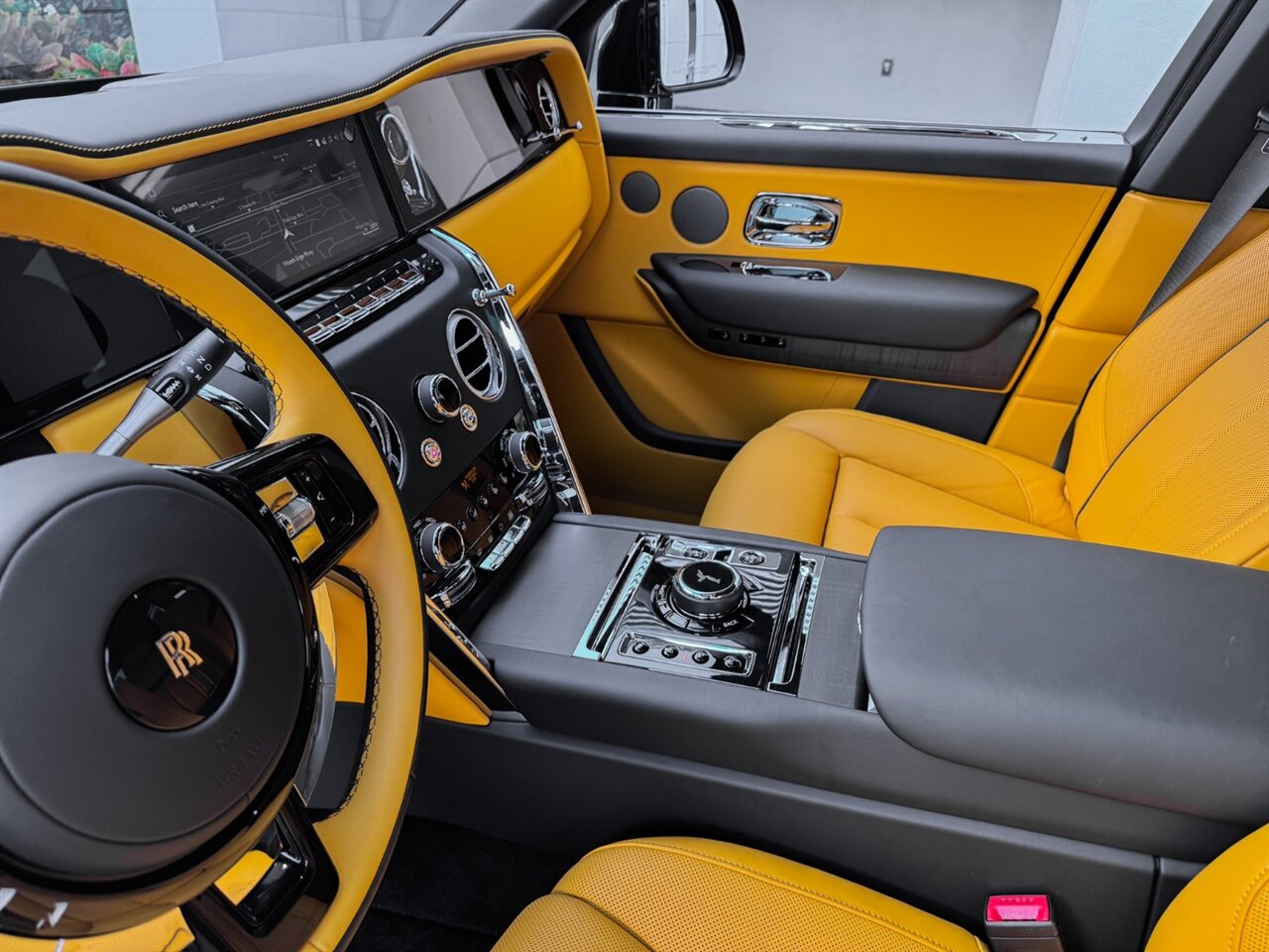 2025 Rolls-Royce Cullinan   - Photo 15 - Bonita Springs, FL 34134