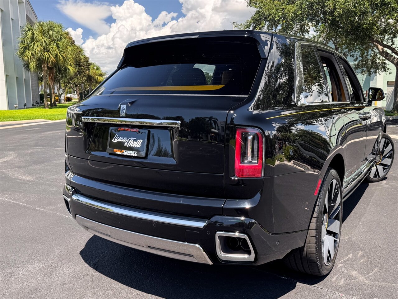 2025 Rolls-Royce Cullinan   - Photo 62 - Bonita Springs, FL 34134