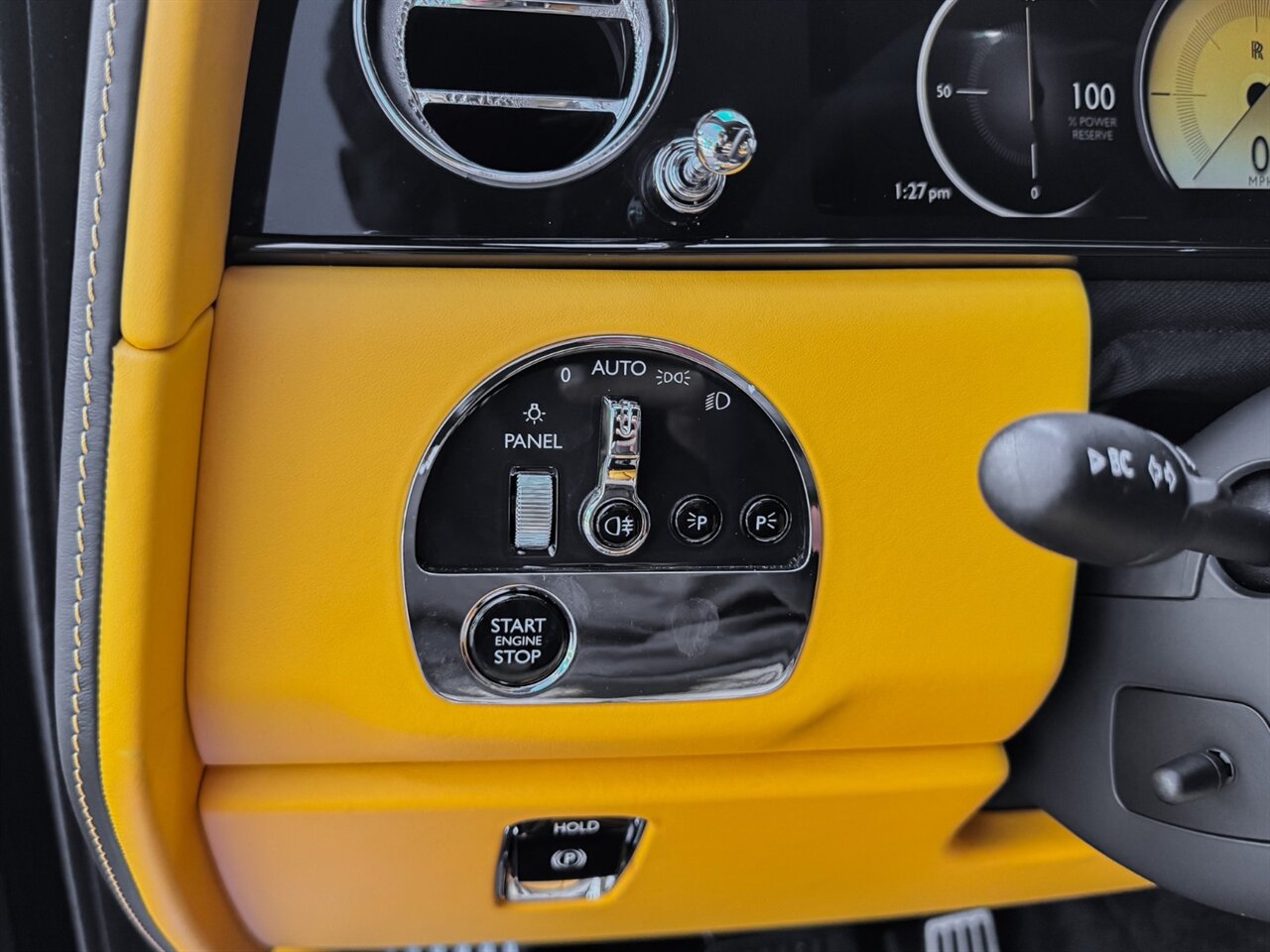 2025 Rolls-Royce Cullinan   - Photo 24 - Bonita Springs, FL 34134