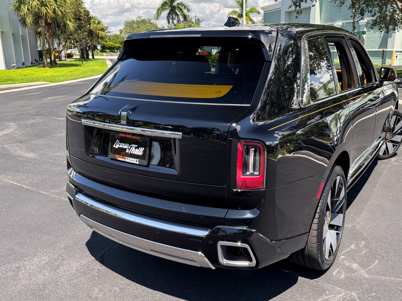 2025 Rolls-Royce Cullinan   - Photo 61 - Bonita Springs, FL 34134