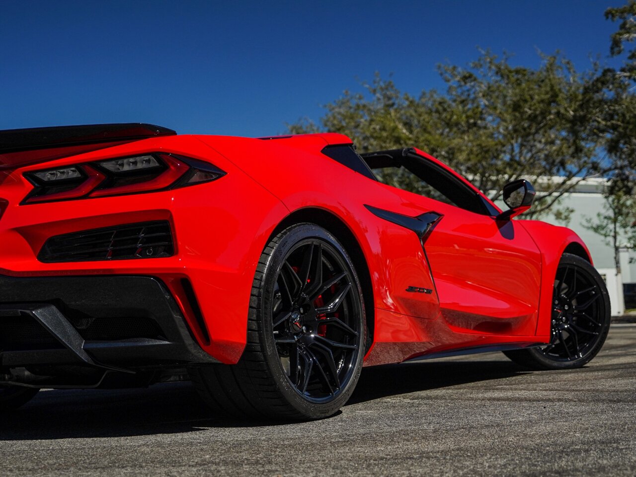 2023 Chevrolet Corvette Z06   - Photo 67 - Bonita Springs, FL 34134