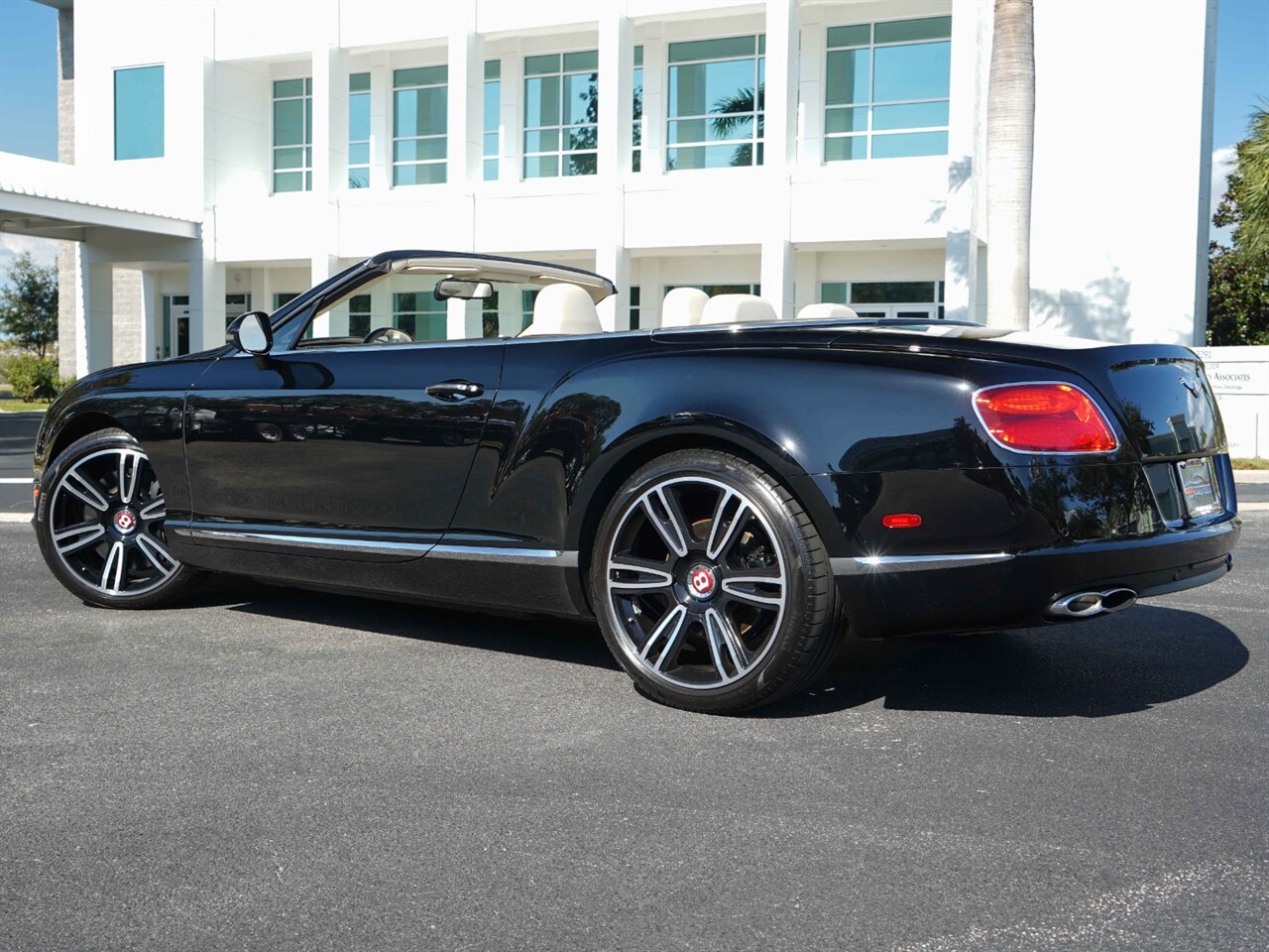 2014 Bentley Continental GT V8   - Photo 25 - Bonita Springs, FL 34134