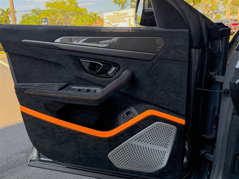 2024 Lamborghini Urus Performante - Photo 24 - Bonita Springs, FL 34134
