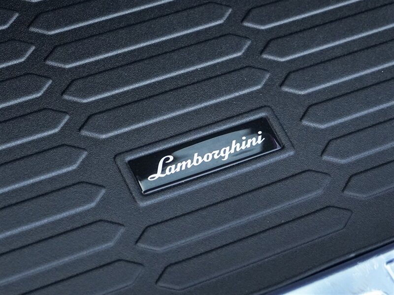 2022 Lamborghini Urus - Photo 52 - Bonita Springs, FL 34134