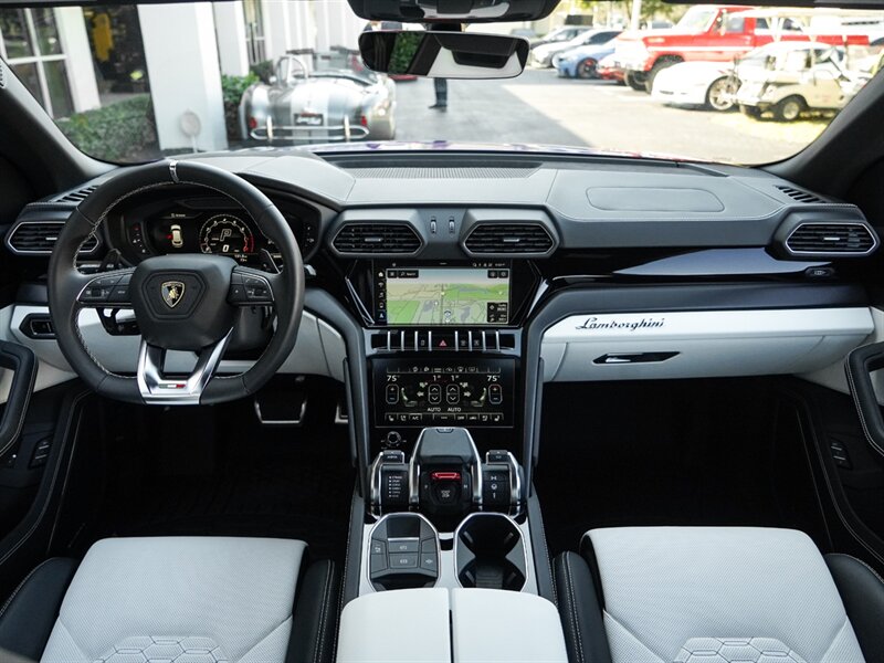2022 Lamborghini Urus - Photo 33 - Bonita Springs, FL 34134