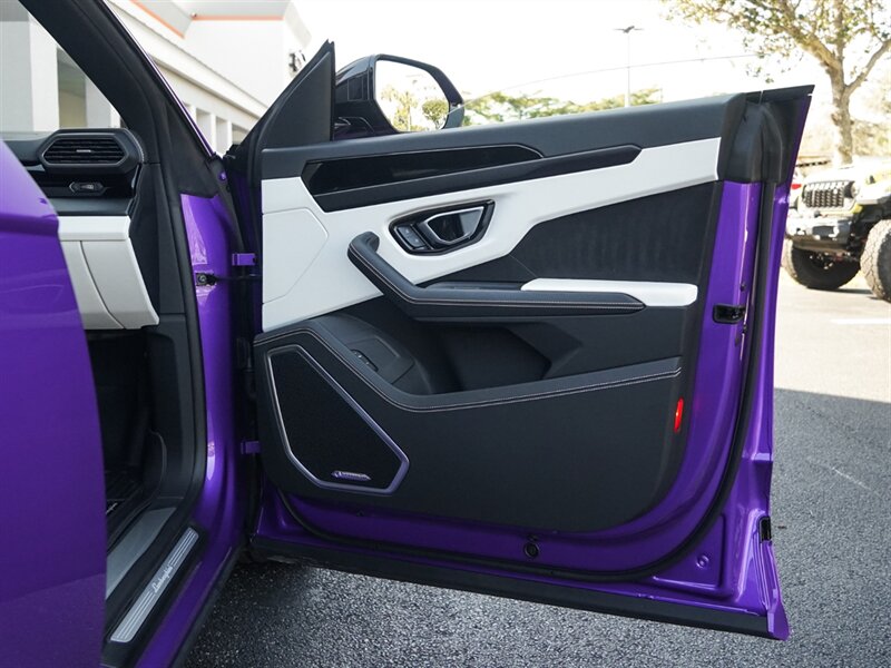 2022 Lamborghini Urus - Photo 46 - Bonita Springs, FL 34134