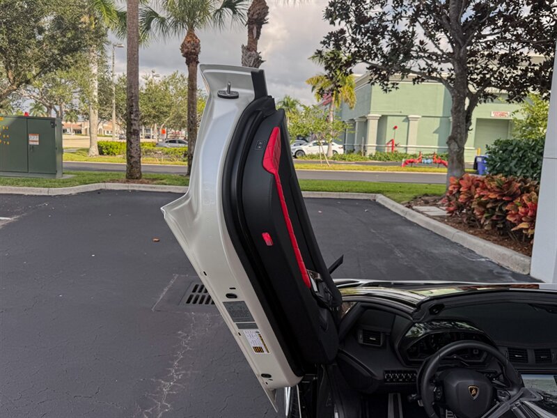 2018 Lamborghini Aventador LP 740-4 S   - Photo 26 - Bonita Springs, FL 34134