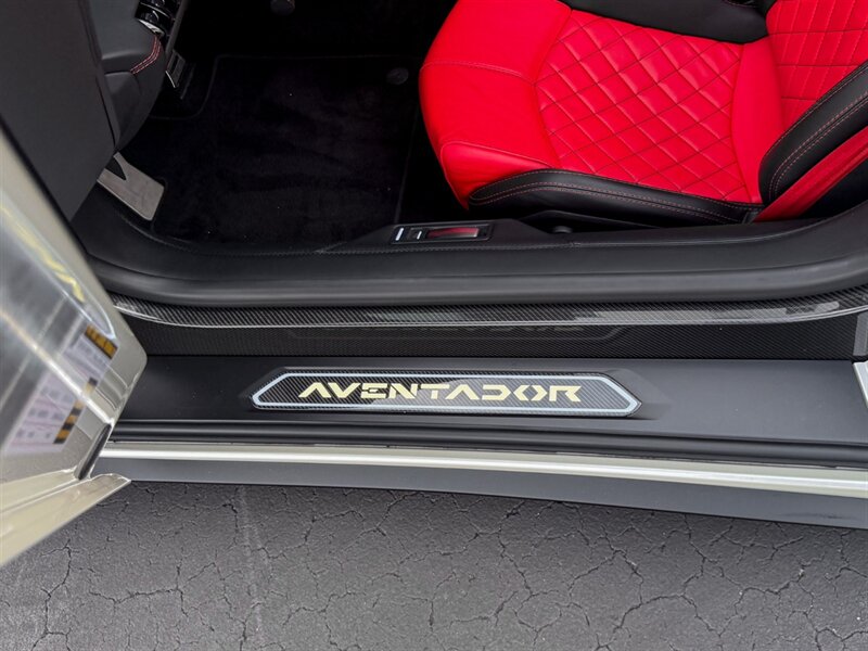 2018 Lamborghini Aventador LP 740-4 S   - Photo 27 - Bonita Springs, FL 34134