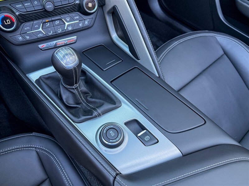 2015 Chevrolet Corvette Z06 - Photo 22 - Bonita Springs, FL 34134