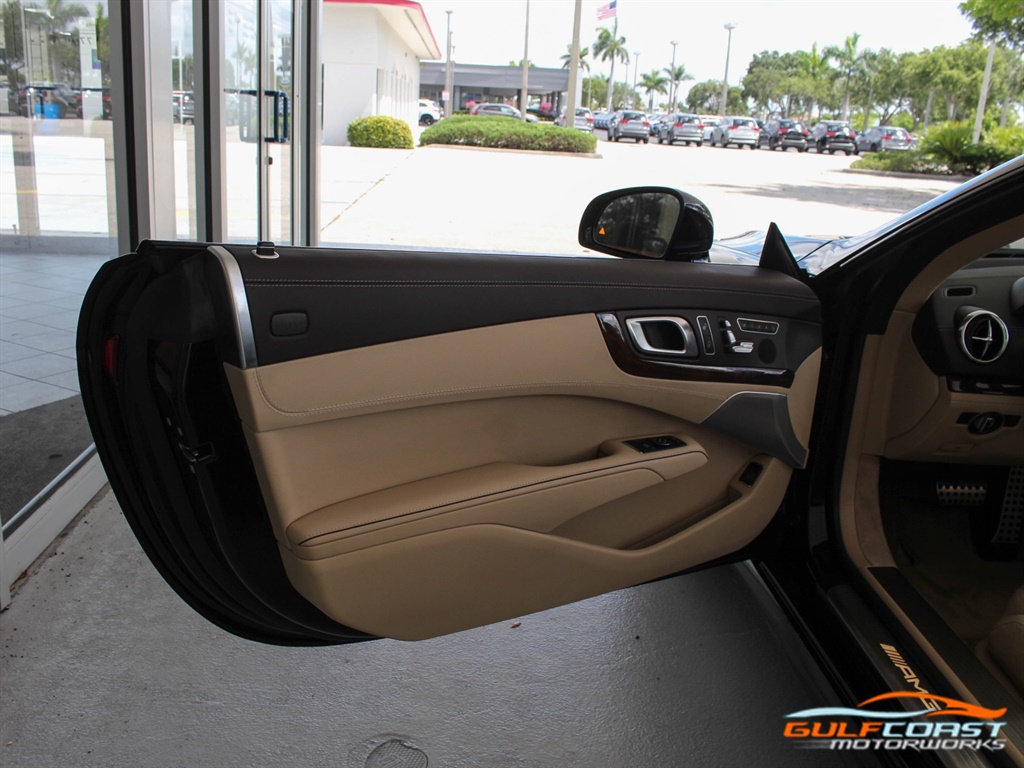 2013 Mercedes-Benz SL 63 AMG   - Photo 25 - Bonita Springs, FL 34134