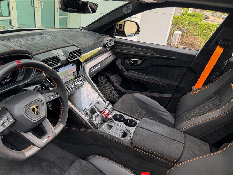 2024 Lamborghini Urus Performante - Photo 14 - Bonita Springs, FL 34134