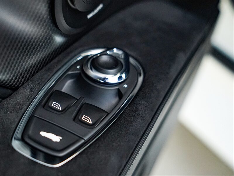 2019 Aston Martin DBS Superleggera - Photo 22 - Bonita Springs, FL 34134