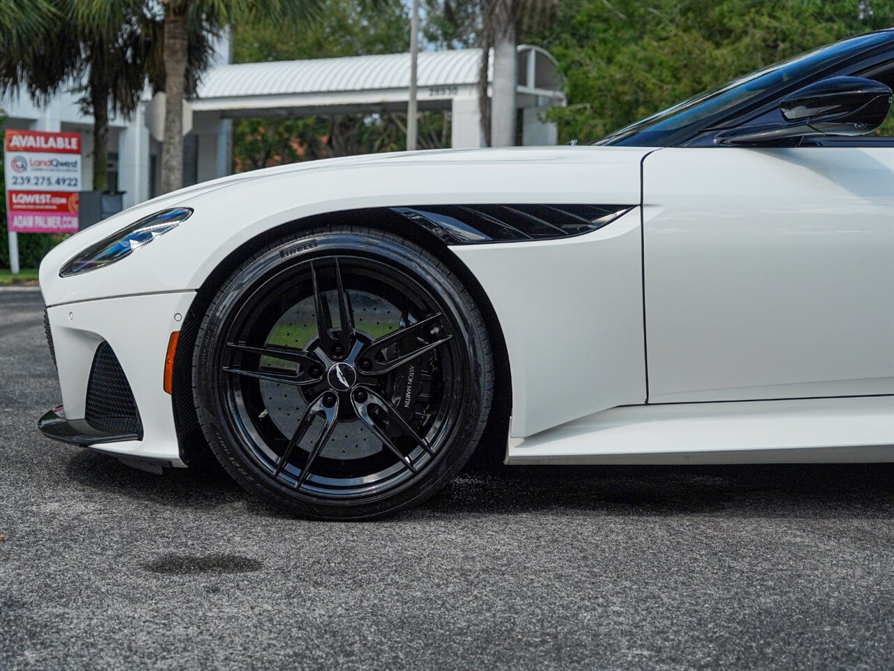 2019 Aston Martin DBS Superleggera   - Photo 37 - Bonita Springs, FL 34134