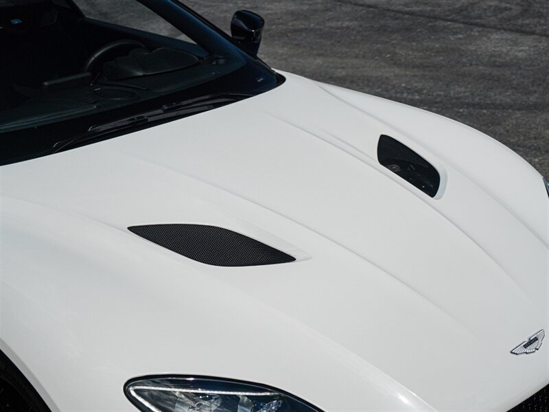 2019 Aston Martin DBS Superleggera - Photo 62 - Bonita Springs, FL 34134