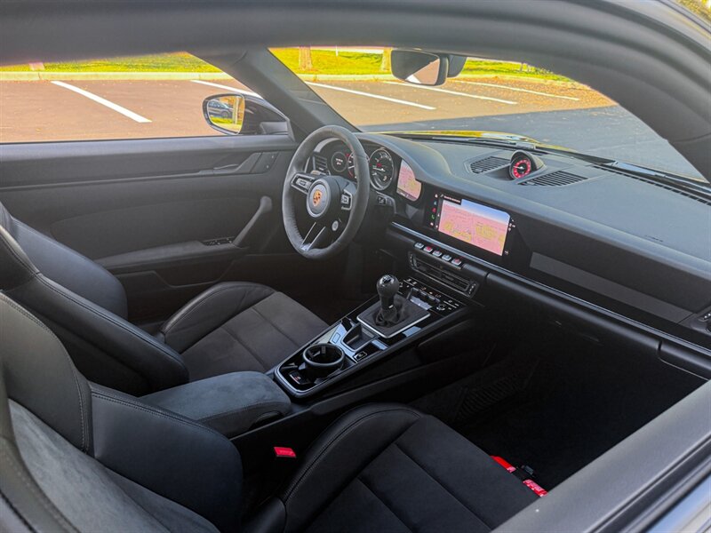 2023 Porsche 911 Carrera GTS   - Photo 27 - Bonita Springs, FL 34134