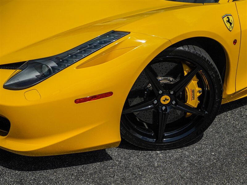 2011 Ferrari 458 Italia   - Photo 3 - Bonita Springs, FL 34134