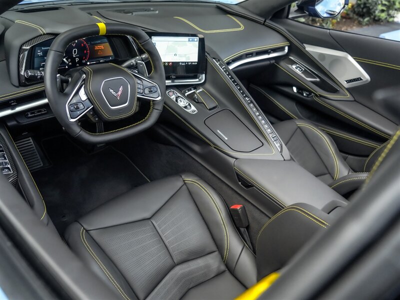 2022 Chevrolet Corvette Stingray   - Photo 2 - Bonita Springs, FL 34134