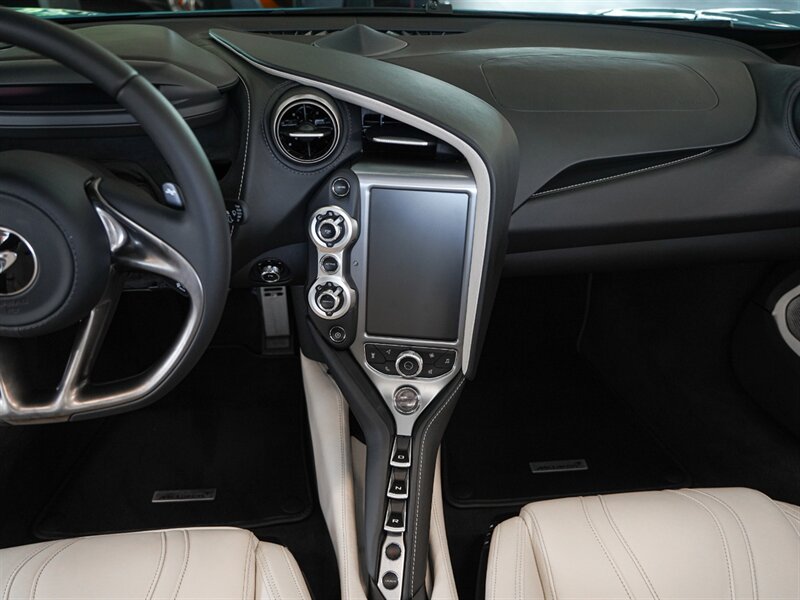 2020 McLaren 720S Spider Performance - Photo 51 - Bonita Springs, FL 34134